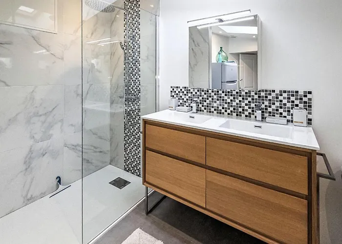 Дом отдыха 1 Bedroom Stunning In En Retz *